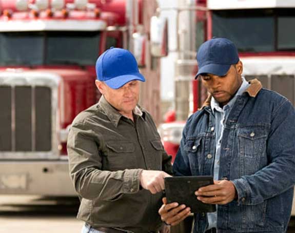 Maximize Efficiency with Advanced Fleet Trackers